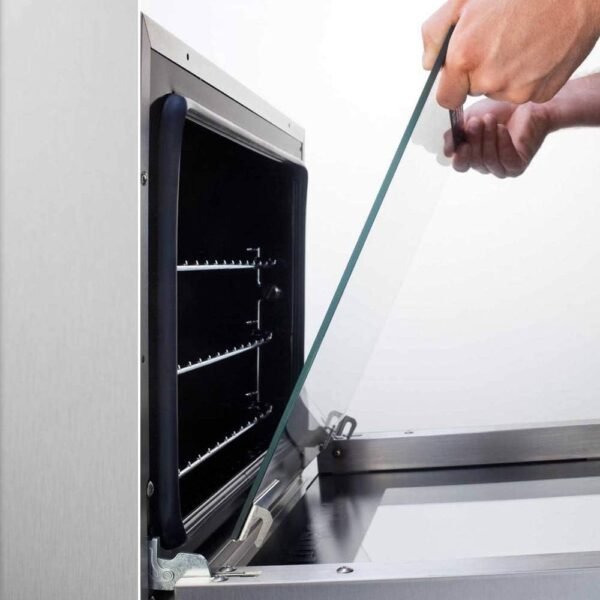 Moffat Turbofan Convection Oven E22M3 review compact countertop performance and design insights