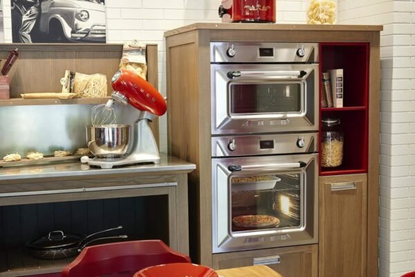 Smeg 50s Retro Stand Mixer Red SMF02RDUS review timeless design meets modern performance